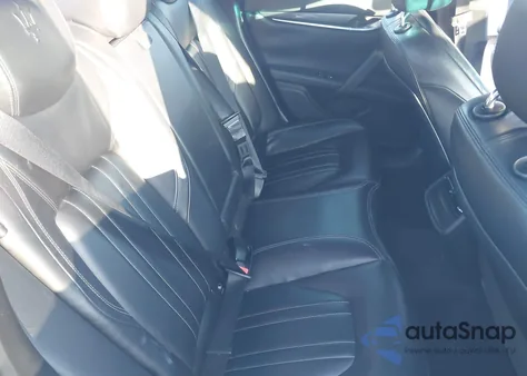 2015 Maserati Ghibli z USA, uszkodzony, nr VIN ZAM57XSA0F1139026